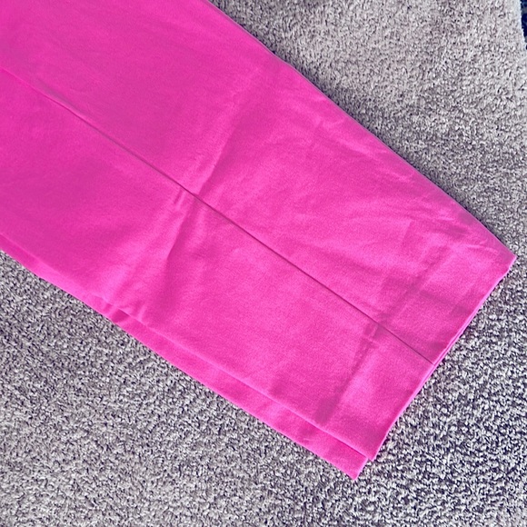 Size 4R last one left! High Rise; Fitte - Picture 4 of 4